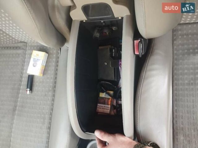 Зелений Рено Сценік, об'ємом двигуна 1.98 л та пробігом 255 тис. км за 5300 $, фото 22 на Automoto.ua