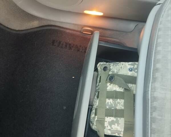 Зелений Рено Сценік, об'ємом двигуна 1.98 л та пробігом 255 тис. км за 5300 $, фото 5 на Automoto.ua