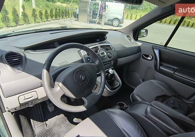 Зеленый Рено Сценик, объемом двигателя 1.6 л и пробегом 208 тыс. км за 5450 $, фото 62 на Automoto.ua