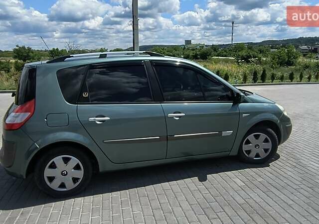 Зеленый Рено Сценик, объемом двигателя 1.6 л и пробегом 208 тыс. км за 5450 $, фото 22 на Automoto.ua