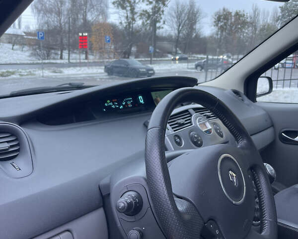 Зелений Рено Сценік, об'ємом двигуна 1.6 л та пробігом 161 тис. км за 5800 $, фото 24 на Automoto.ua