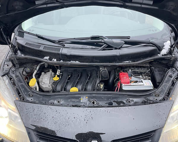 Зелений Рено Сценік, об'ємом двигуна 1.6 л та пробігом 161 тис. км за 5800 $, фото 30 на Automoto.ua