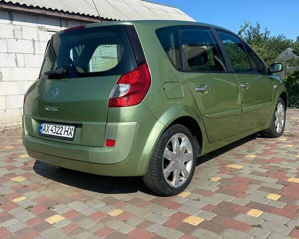 Зеленый Рено Сценик, объемом двигателя 2 л и пробегом 194 тыс. км за 5950 $, фото 4 на Automoto.ua
