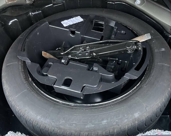 Зелений Рено Сценік, об'ємом двигуна 1.6 л та пробігом 161 тис. км за 5800 $, фото 12 на Automoto.ua