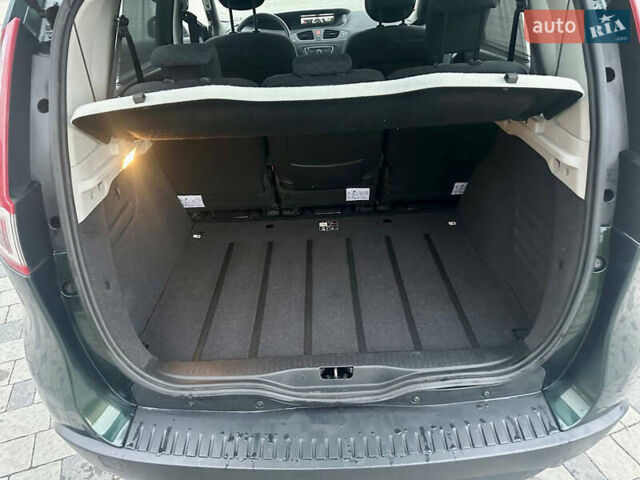 Зеленый Рено Сценик, объемом двигателя 1.6 л и пробегом 78 тыс. км за 7999 $, фото 11 на Automoto.ua