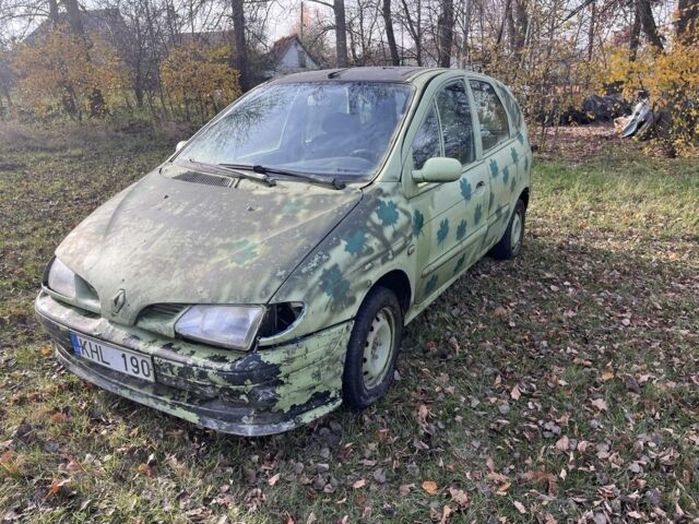 Зелений Рено Сценік, об'ємом двигуна 0 л та пробігом 300 тис. км за 836 $, фото 1 на Automoto.ua
