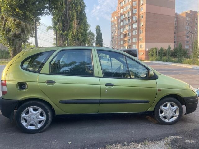 Зеленый Рено Сценик, объемом двигателя 1.6 л и пробегом 230 тыс. км за 2600 $, фото 4 на Automoto.ua