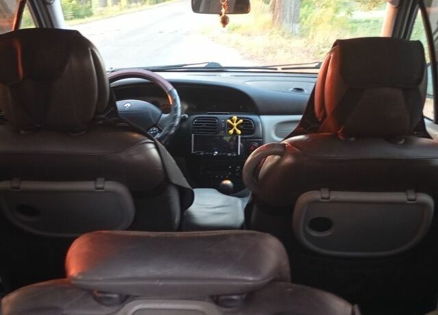 Зеленый Рено Сценик, объемом двигателя 2 л и пробегом 475 тыс. км за 4800 $, фото 11 на Automoto.ua