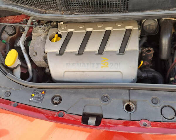 Помаранчевий Рено Сценік, об'ємом двигуна 2 л та пробігом 230 тис. км за 2579 $, фото 4 на Automoto.ua