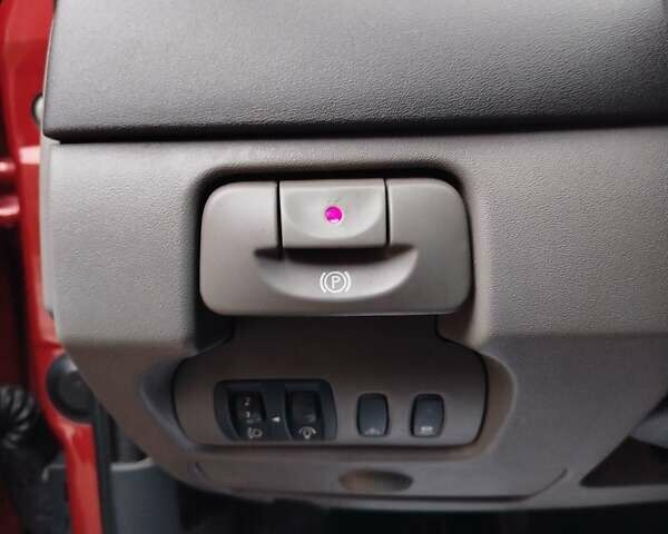 Помаранчевий Рено Сценік, об'ємом двигуна 2 л та пробігом 171 тис. км за 6250 $, фото 155 на Automoto.ua