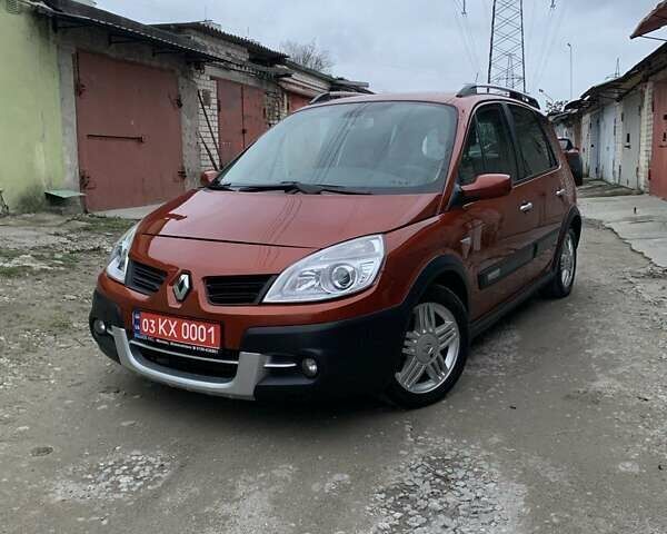 Помаранчевий Рено Сценік, об'ємом двигуна 2 л та пробігом 171 тис. км за 6250 $, фото 32 на Automoto.ua