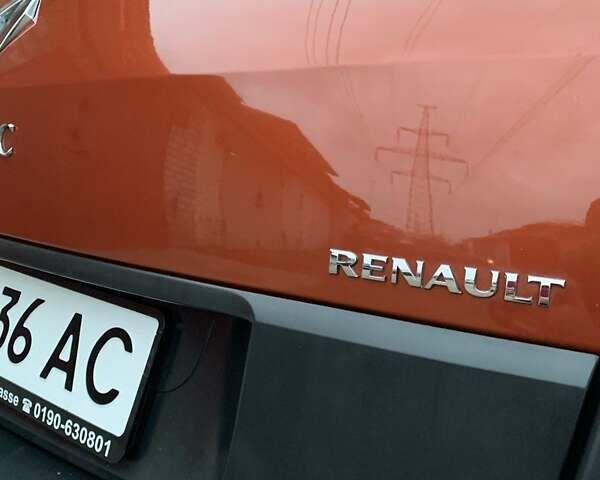 Помаранчевий Рено Сценік, об'ємом двигуна 2 л та пробігом 171 тис. км за 6250 $, фото 53 на Automoto.ua