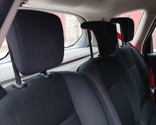 Помаранчевий Рено Сценік, об'ємом двигуна 2 л та пробігом 171 тис. км за 6250 $, фото 143 на Automoto.ua