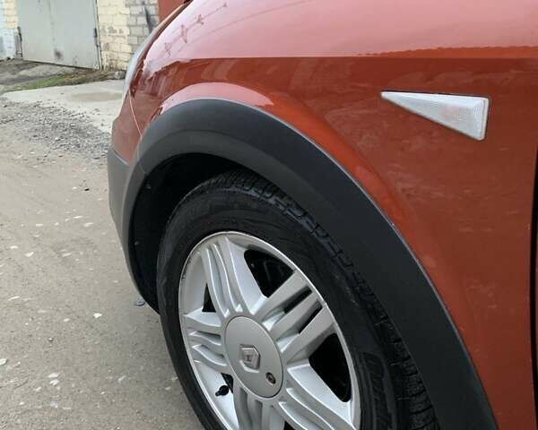 Помаранчевий Рено Сценік, об'ємом двигуна 2 л та пробігом 171 тис. км за 6250 $, фото 98 на Automoto.ua