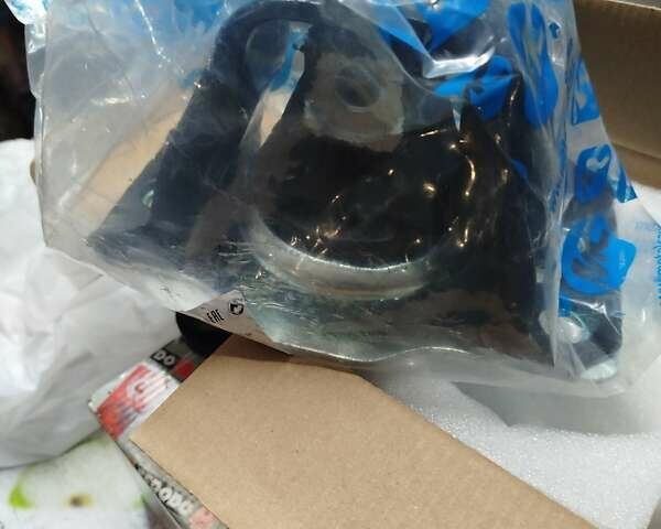 Помаранчевий Рено Сценік, об'ємом двигуна 2 л та пробігом 171 тис. км за 6250 $, фото 22 на Automoto.ua