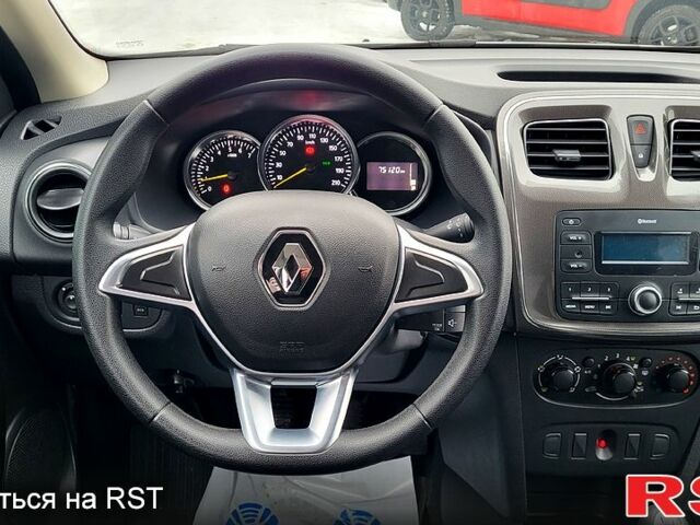 Белый Рено СтепВей, объемом двигателя 1.5 л и пробегом 7500 тыс. км за 11990 $, фото 1 на Automoto.ua