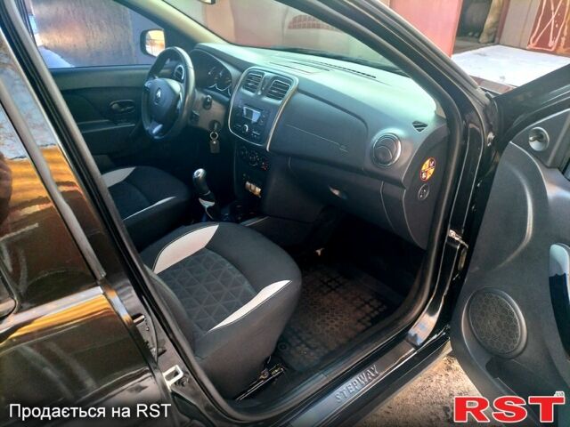 Черный Рено СтепВей, объемом двигателя 1.5 л и пробегом 104 тыс. км за 8000 $, фото 1 на Automoto.ua