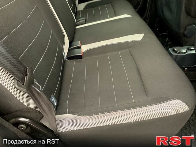 Червоний Рено СтепВей, об'ємом двигуна 0.9 л та пробігом 10000 тис. км за 11200 $, фото 13 на Automoto.ua