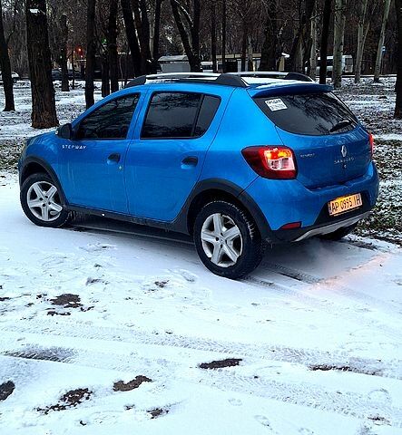 Синий Рено СтепВей, объемом двигателя 1.5 л и пробегом 28000 тыс. км за 6000 $, фото 1 на Automoto.ua