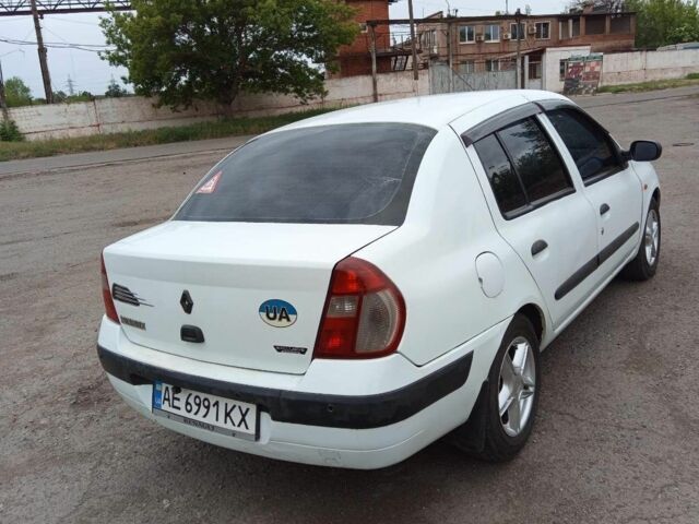 Рено Симбол (Талия) 2003 в Кривом Роге на Automoto.ua Белый Рено Симбол (Талия), объемом двигателя 1.4 л и пробегом 383 тыс. км за 2200 $, фото 2 на Automoto.ua