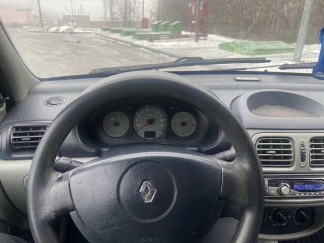 Белый Рено Симбол (Талия), объемом двигателя 1.4 л и пробегом 390 тыс. км за 2850 $, фото 8 на Automoto.ua