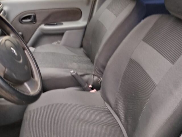 Белый Рено Симбол (Талия), объемом двигателя 1.4 л и пробегом 165 тыс. км за 2650 $, фото 8 на Automoto.ua