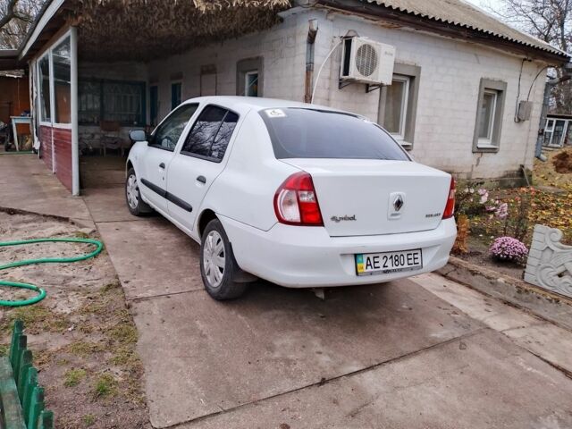 Белый Рено Симбол (Талия), объемом двигателя 1.4 л и пробегом 165 тыс. км за 2650 $, фото 1 на Automoto.ua