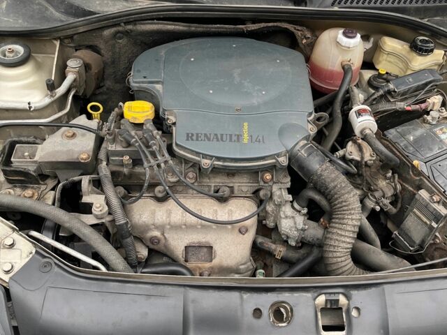 Бежевый Рено Симбол (Талия), объемом двигателя 1.4 л и пробегом 185 тыс. км за 3700 $, фото 6 на Automoto.ua