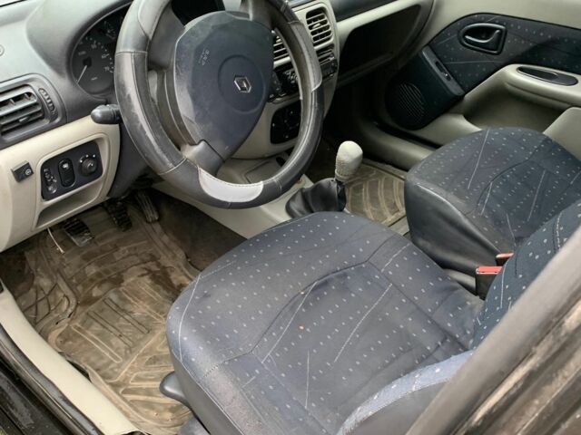 Черный Рено Симбол (Талия), объемом двигателя 1.4 л и пробегом 200 тыс. км за 1550 $, фото 3 на Automoto.ua