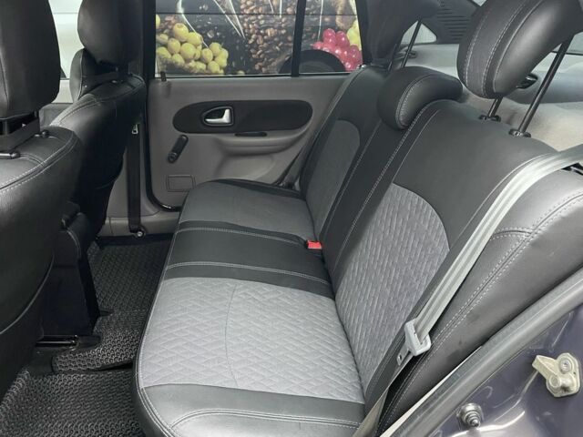 Коричневий Рено Сімбол (Талія), об'ємом двигуна 1.1 л та пробігом 153 тис. км за 4350 $, фото 5 на Automoto.ua