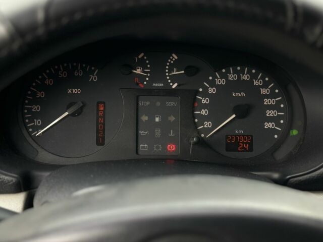 Рено Симбол (Талия) 2003 в Львове на Automoto.ua Серый Рено Симбол (Талия), объемом двигателя 1.4 л и пробегом 239 тыс. км за 4100 $, фото 17 на Automoto.ua