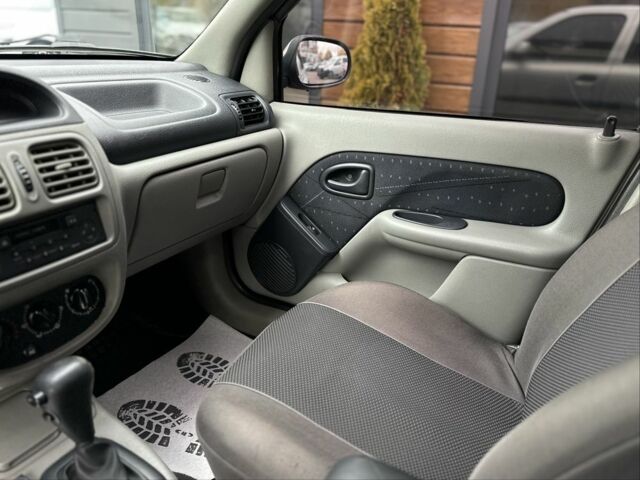 Рено Симбол (Талия) 2003 в Львове на Automoto.ua Серый Рено Симбол (Талия), объемом двигателя 1.4 л и пробегом 239 тыс. км за 4100 $, фото 21 на Automoto.ua