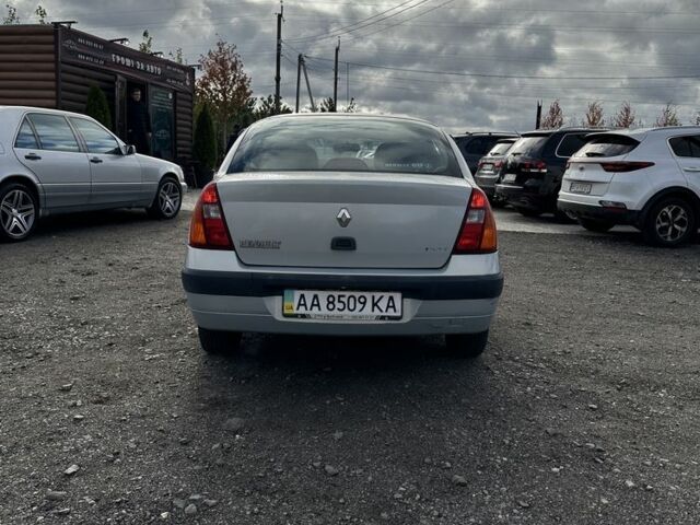 Серый Рено Симбол (Талия), объемом двигателя 1.4 л и пробегом 220 тыс. км за 2200 $, фото 3 на Automoto.ua