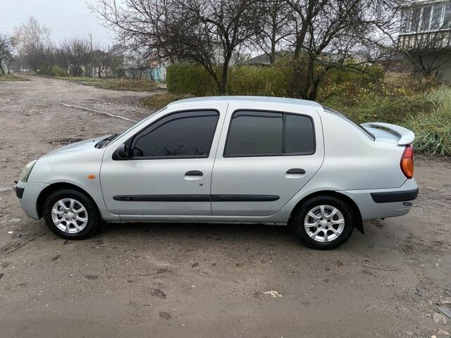 Серый Рено Симбол (Талия), объемом двигателя 1.4 л и пробегом 150 тыс. км за 3000 $, фото 2 на Automoto.ua