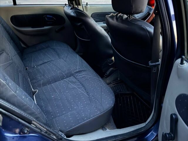 Синий Рено Симбол (Талия), объемом двигателя 1.4 л и пробегом 250 тыс. км за 1500 $, фото 6 на Automoto.ua