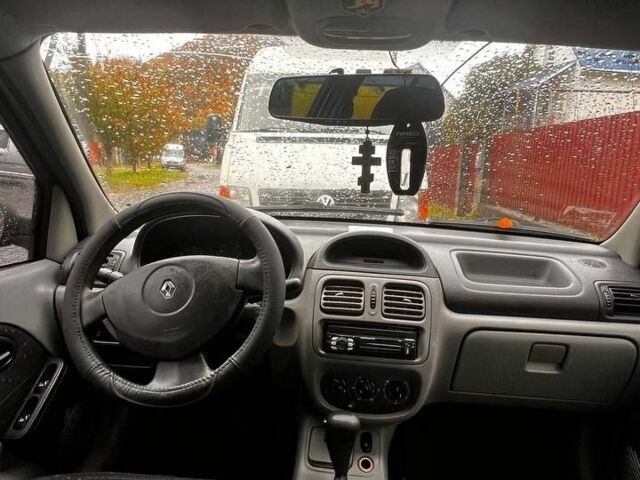 Рено Сімбол (Талія) 2003 у Хусте на Automoto.ua Синій Рено Сімбол (Талія), об'ємом двигуна 1.4 л та пробігом 273 тис. км за 3200 $, фото 5 на Automoto.ua