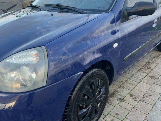 Рено Сімбол (Талія) 2008 у Чопе на Automoto.ua Синій Рено Сімбол (Талія), об'ємом двигуна 1.1 л та пробігом 320 тис. км за 1250 $, фото 1 на Automoto.ua