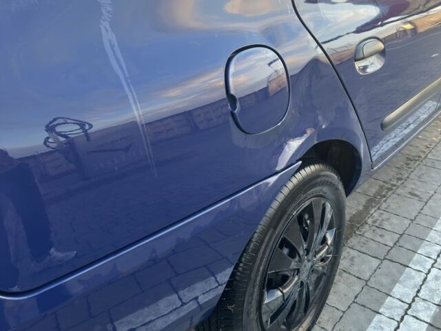 Рено Сімбол (Талія) 2008 у Чопе на Automoto.ua Синій Рено Сімбол (Талія), об'ємом двигуна 1.1 л та пробігом 320 тис. км за 1250 $, фото 3 на Automoto.ua