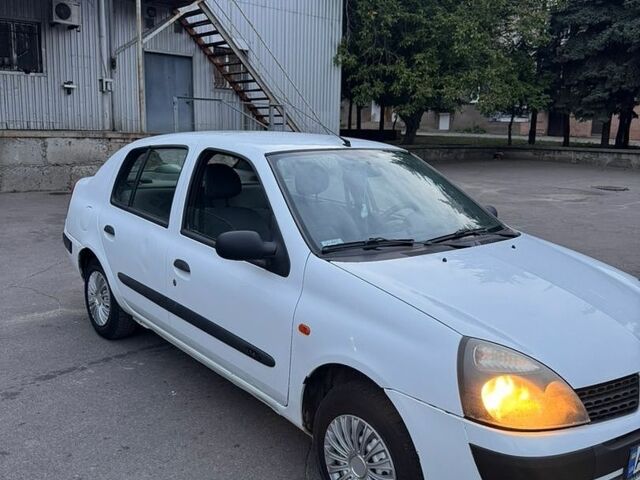 Білий Рено Сімбол, об'ємом двигуна 1.39 л та пробігом 115 тис. км за 2750 $, фото 1 на Automoto.ua