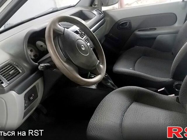 Білий Рено Сімбол, об'ємом двигуна 1.4 л та пробігом 150 тис. км за 3000 $, фото 3 на Automoto.ua