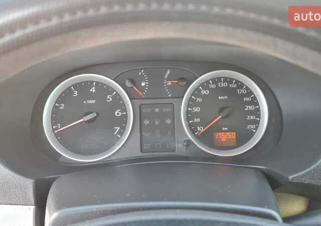 Білий Рено Сімбол, об'ємом двигуна 1.39 л та пробігом 175 тис. км за 4200 $, фото 12 на Automoto.ua