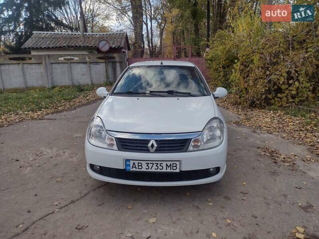 Рено Симбол 2010 в Виннице на Automoto.ua Белый Рено Симбол, объемом двигателя 1.39 л и пробегом 220 тыс. км за 3550 $, фото 8 на Automoto.ua