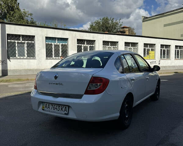 Белый Рено Симбол, объемом двигателя 1.39 л и пробегом 197 тыс. км за 4300 $, фото 6 на Automoto.ua