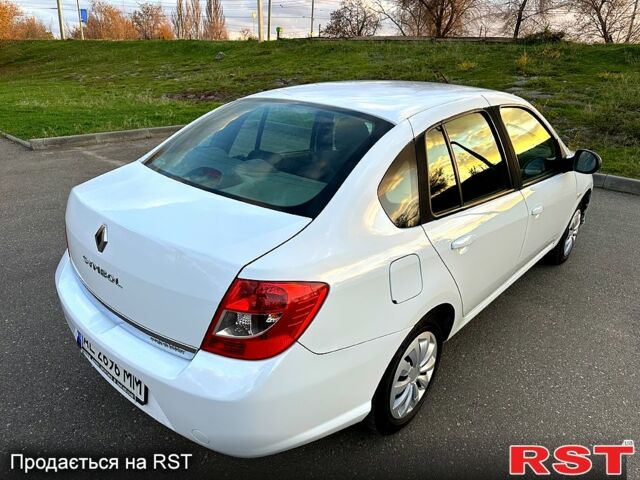 Белый Рено Симбол, объемом двигателя 1.4 л и пробегом 140 тыс. км за 3800 $, фото 2 на Automoto.ua