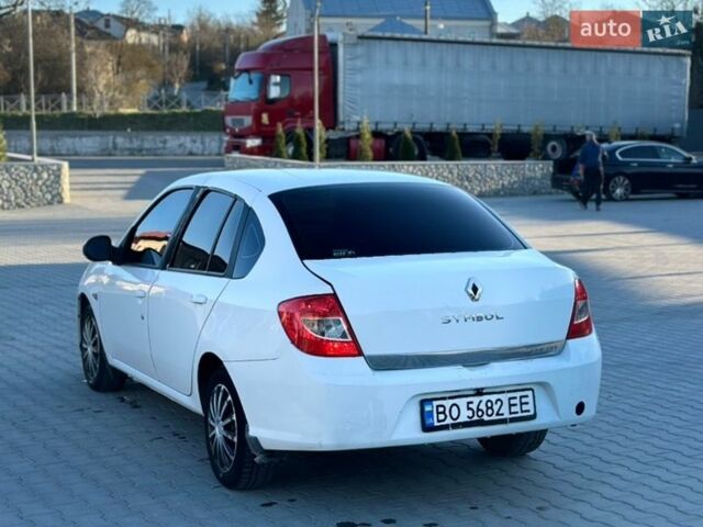 Белый Рено Симбол, объемом двигателя 1.39 л и пробегом 250 тыс. км за 2300 $, фото 5 на Automoto.ua