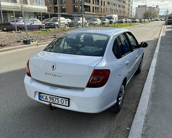 Белый Рено Симбол, объемом двигателя 1.4 л и пробегом 169 тыс. км за 4100 $, фото 2 на Automoto.ua