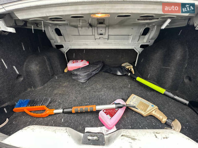 Білий Рено Сімбол, об'ємом двигуна 1.4 л та пробігом 163 тис. км за 4900 $, фото 43 на Automoto.ua