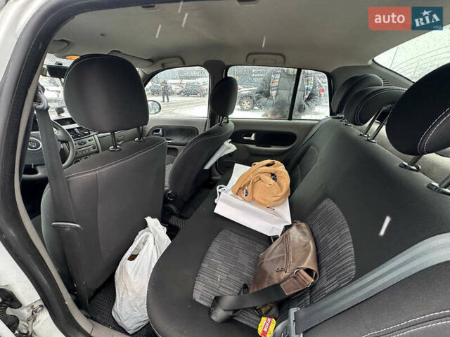 Білий Рено Сімбол, об'ємом двигуна 1.4 л та пробігом 163 тис. км за 4900 $, фото 40 на Automoto.ua