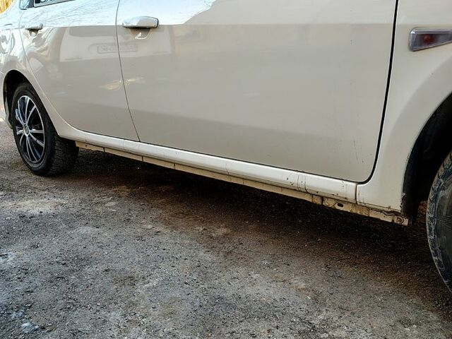 Белый Рено Симбол, объемом двигателя 1.4 л и пробегом 150 тыс. км за 3500 $, фото 8 на Automoto.ua