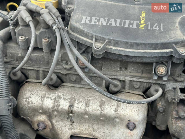 Білий Рено Сімбол, об'ємом двигуна 1.4 л та пробігом 163 тис. км за 4900 $, фото 27 на Automoto.ua